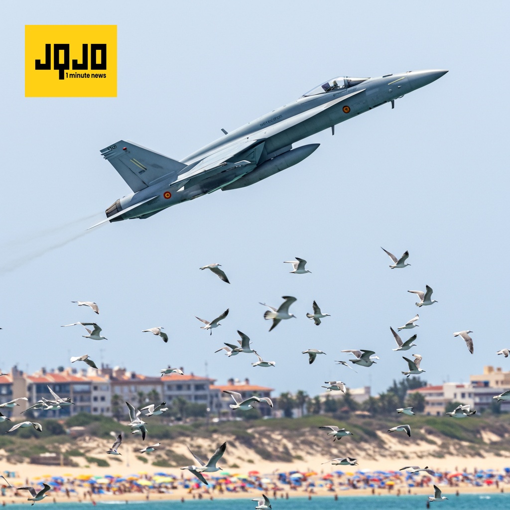 Avión militar evita accidente en festival aéreo de Gijón