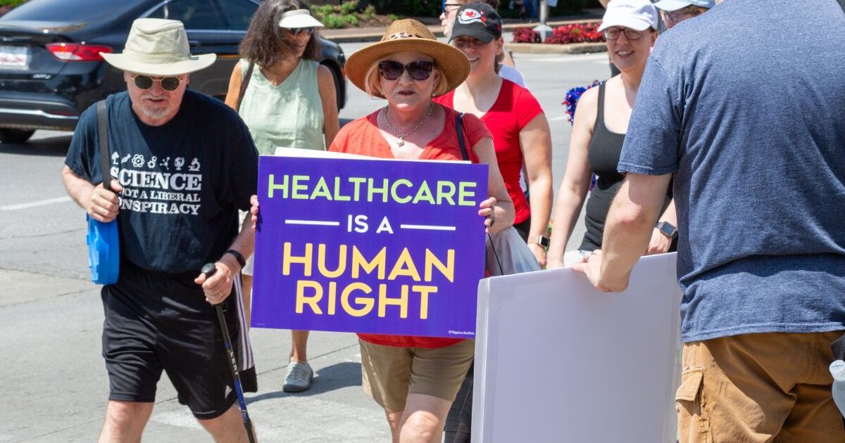 U.S. Lawmakers Scramble As ACA Subsidies Near Expiry