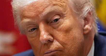 Juez federal anula orden de Trump que pausaba proyectos de energía eólica