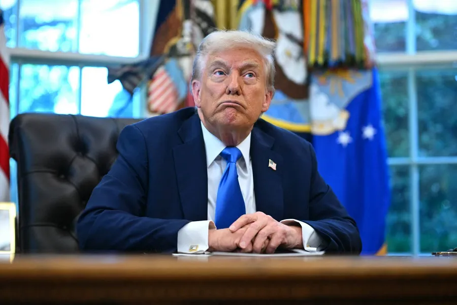 La conception d'une pièce commémorative en or à l'effigie de Trump approuvée