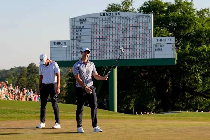 Masters : McIlroy et Young mènent à égalité avant le dernier tour