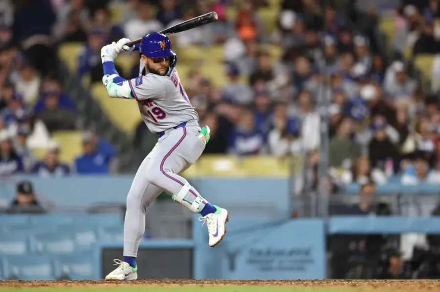 Mets Extienden Racha de Derrotas a Ocho Juegos en Medio de Problemas.