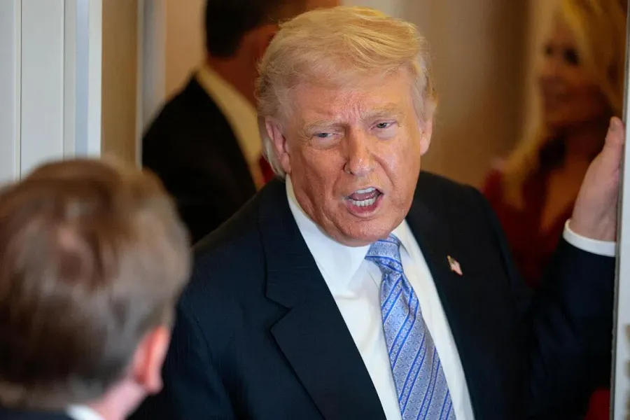 Trump warns Iran: accept deal or face destruction
