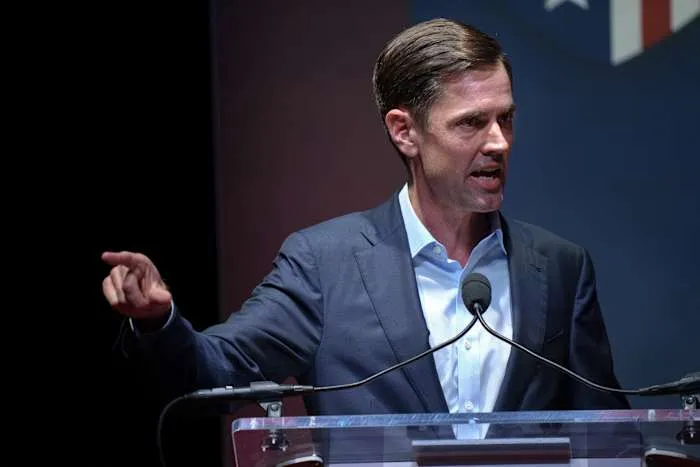 Middleton Wins GOP Attorney General Runoff; Paxton Advances