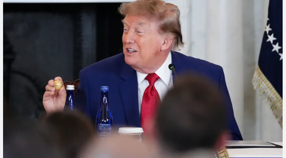 Trump exige a Irán pagar compensación por décadas de conflicto mientras se paralizan las conversaciones sobre el Estrecho de Ormuz