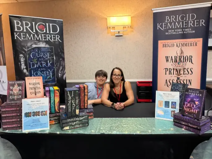 I used to write between lunch breaks at my corporate job. Now my income as a best-selling romantasy author supports my family