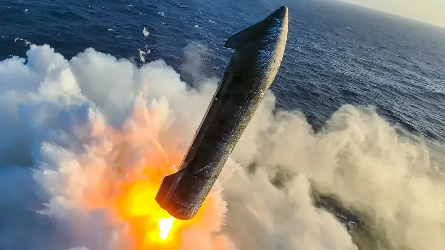 SpaceX Starship Orbital Flight Test 7 Experiences Mid-Air Anomaly Over Pacific Ocean