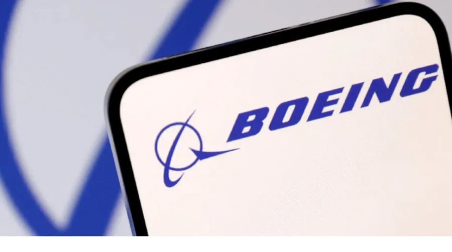 Boeing Engineers Union Backs Contract Offer