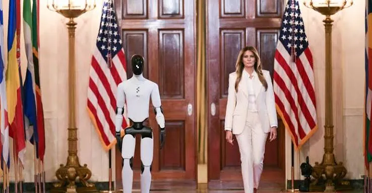 Trump quiere IA en cada aula. Aquí te explicamos por qué los republicanos dicen que no.