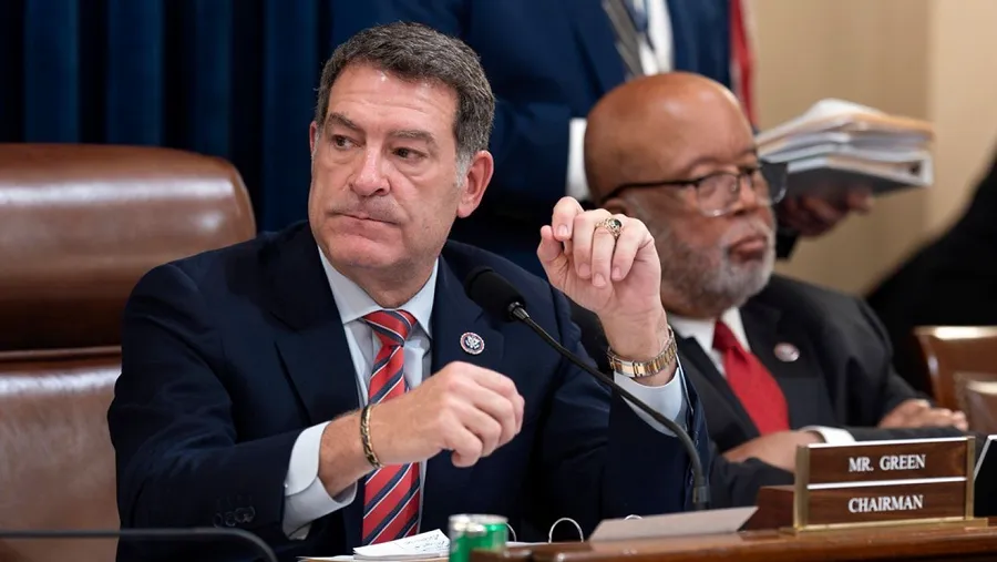Tight Tennessee Seat Race Heads to December Election