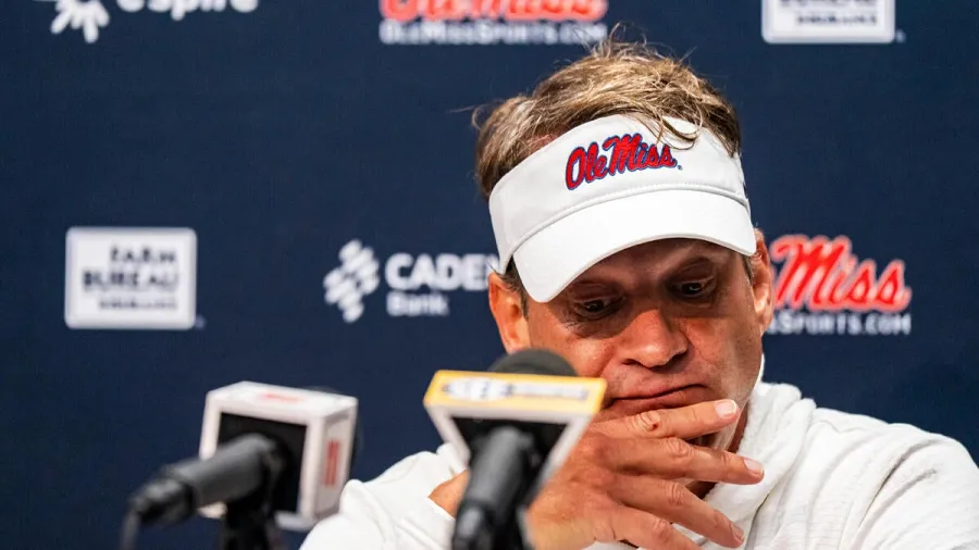 لين كوفين يقبل وظيفة مدرب LSU الرئيسي